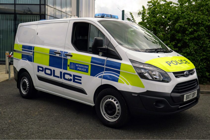 Hybrydowy Ford Transit Custom dla londyńskiej policji