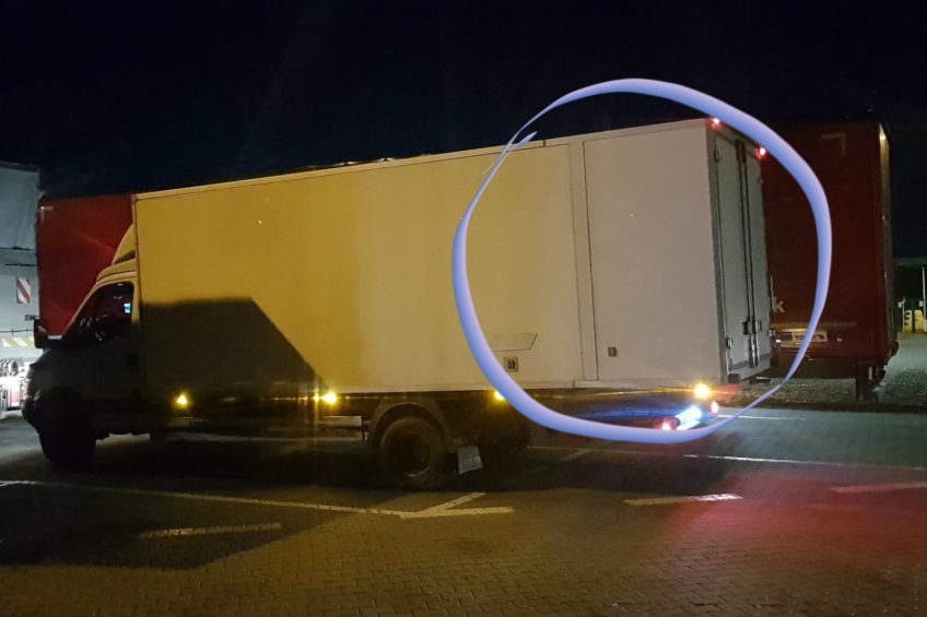 Iveco Daily z przedłużonym kontenerem – zdjęcie od Piotra