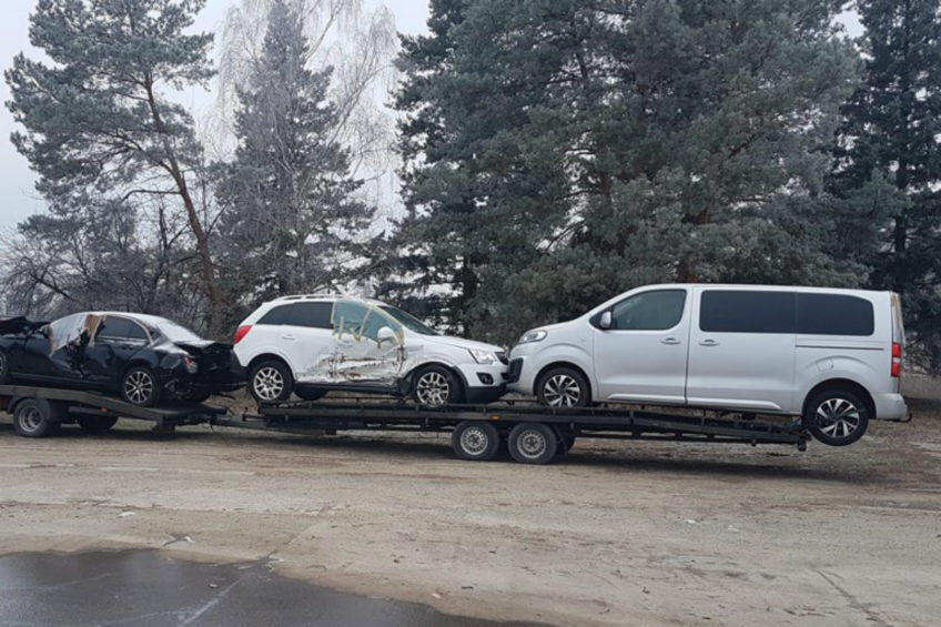 Prawie się udało! Polski Ford Transit z lawetą zatrzymany na A15