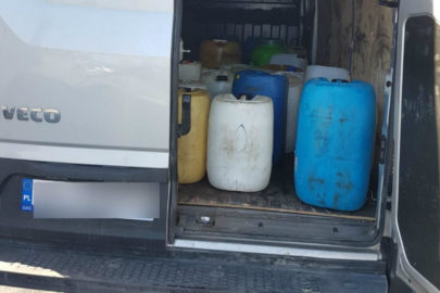 Spuszczali paliwo z ciężarówek – w furgonie było 2000 litrów ropy