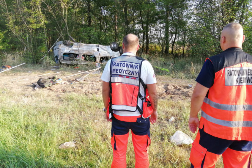 Wypadek minibusa na A4 – 5 osób nie żyje a 2 są ciężko ranne