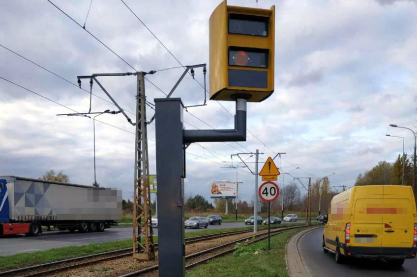 Fotoradar przy alei Włókniarzy w Łodzi – 180 wykroczeń w 24 godziny