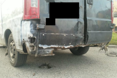 Peugeot Boxer omal się nie rozpadł – podobno jechał na złom