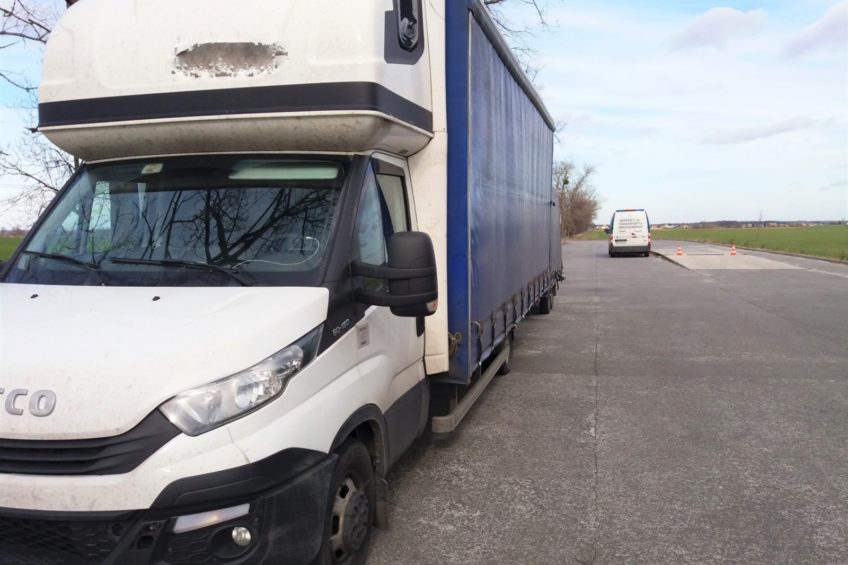 Iveco Daily z przyczepą bez tacho – 10 500 zł kary dla przewoźnika