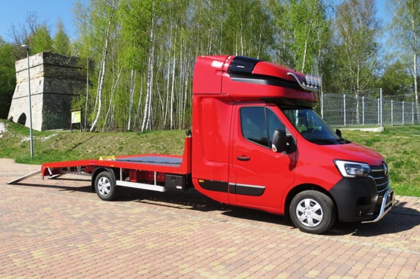 Renault Master ze zwiększonym rozstawem osi od Pony Auto-Polska