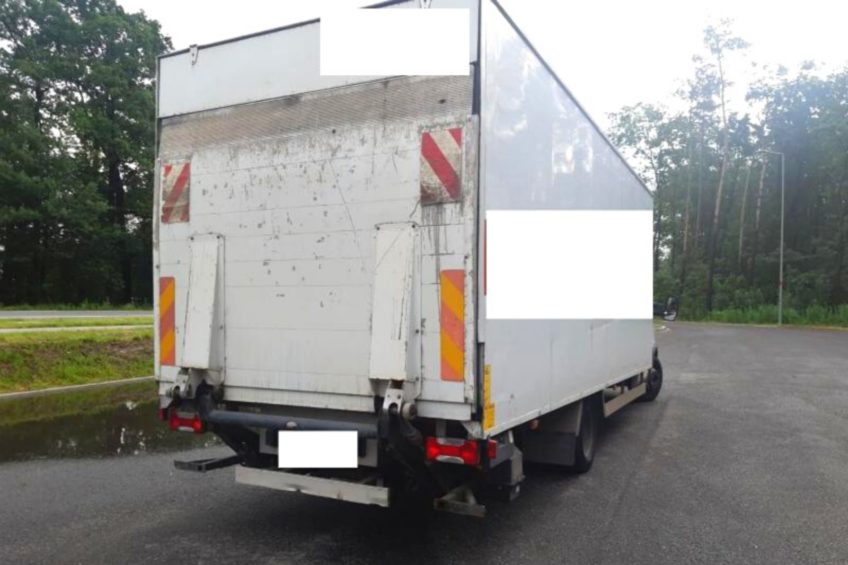 Pocztowe Iveco Daily ważyło 9200 kg – co na to Poczta Polska?