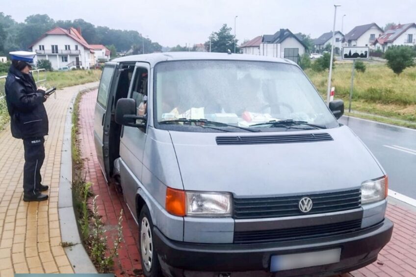 Kierował VW T4 bez prawka – Transporter nie miał też OC i przeglądu