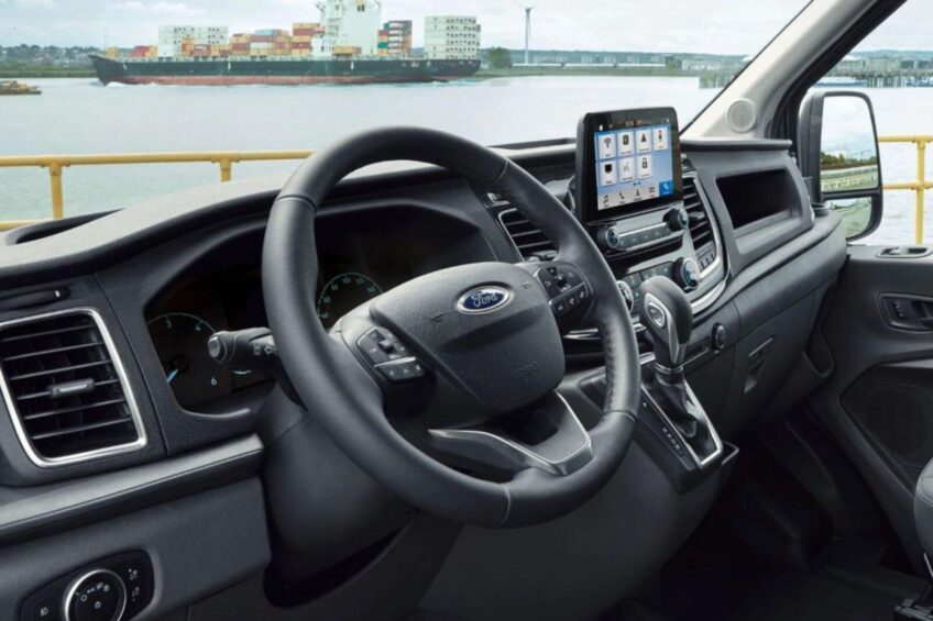 Ford Transit – i praca od razu staje się przyjemniejsza