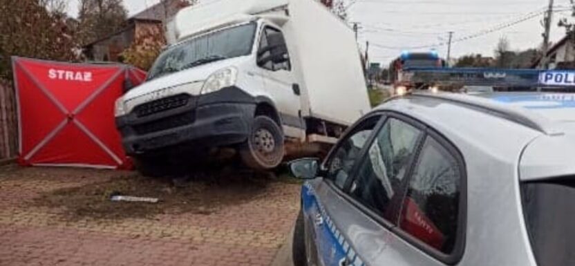 Pod Stalową Wolą Iveco Daily wjechało do rowu - kierowca zmarł