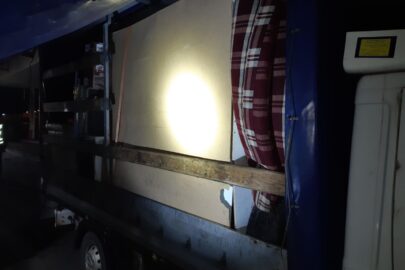 12 cudzoziemców w ładowni busa – kierowca zatrzymany