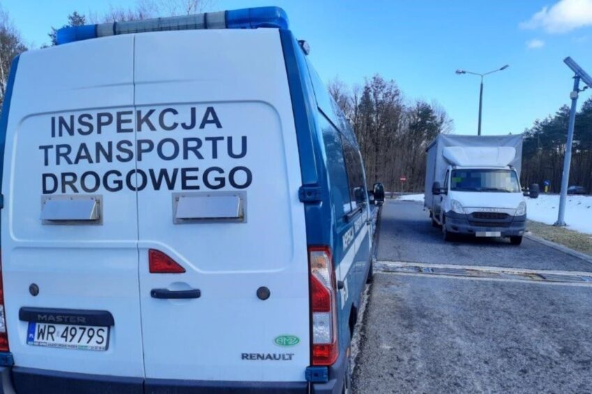 Z punktu wagowego odjechał w kajdankach – był poszukiwany