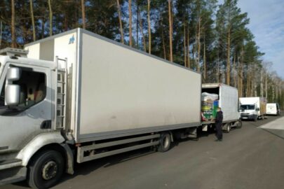 45 busów przeciążonych – na przeładunek podstawiano solówki