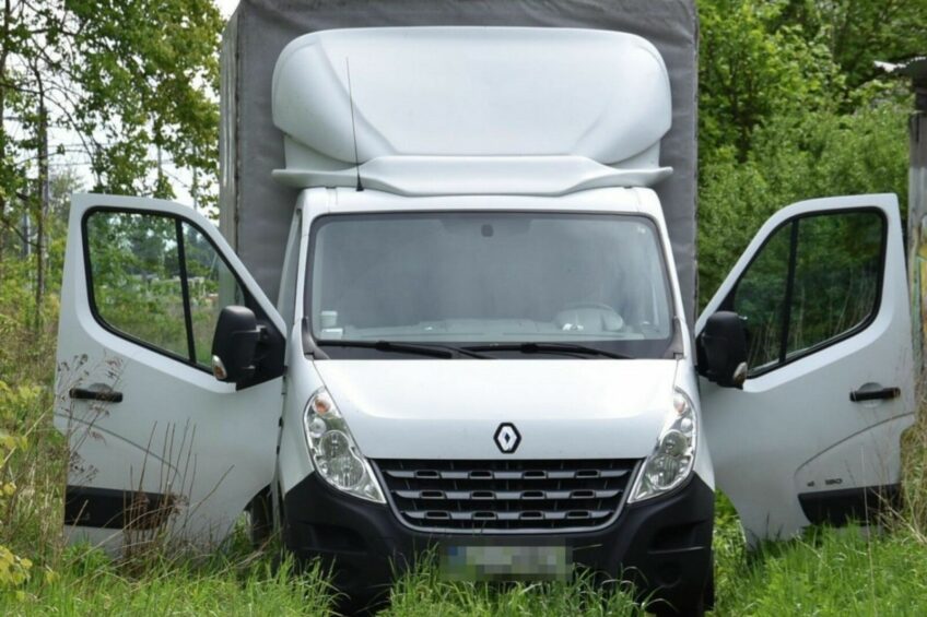 Ukradł z kolegą busa byłemu pracodawcy – pijani spali w kabinie