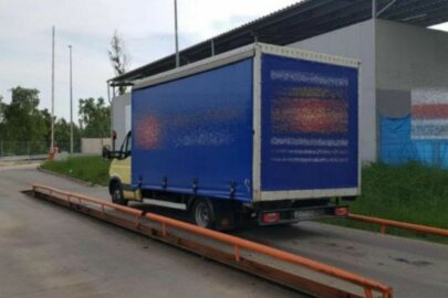 Ładowność przekroczona o 900% – Iveco Daily wiozło alkohol