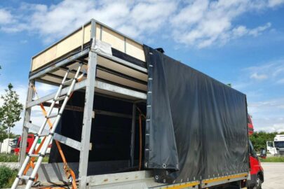 Bus z Polski z kontrabandą zatrzymany na A5 w Niemczech