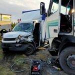 Ciężarówka wjechała w Iveco Daily – obaj kierowcy trafili do szpitala