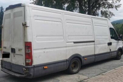 Niesprawne Iveco Daily ważyło 8280 kg – mandat i zatrzymany dowód