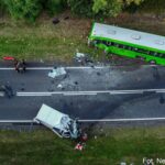 Zderzenie Fiata Ducato z autobusem PKS – zmarł kierowca furgonu