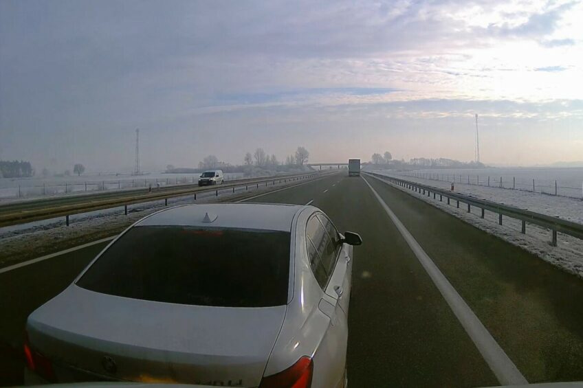 BMW zajechało drogę kierowcy Iveco Daily – pomógł wideorejestrator