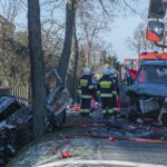 Osobówka wjechała w Sprintera wiozącego butle z gazem