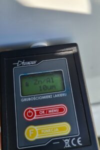 Producenci dostawczaków oszczędzają na farbie - zwłaszcza w ładowni 1