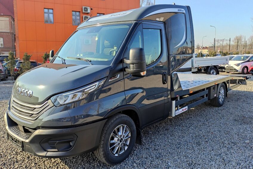 Iveco Daily 35S18 Hi-Matic jako autolaweta do wzięcia od ręki