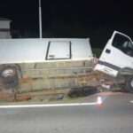 Kierowca Daily wjechał w betonowy przepust - trafił do szpitala