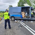 Kierowca Renault Master wyprzedzał na ciągłej – zmarł po uderzeniu w DAF-a