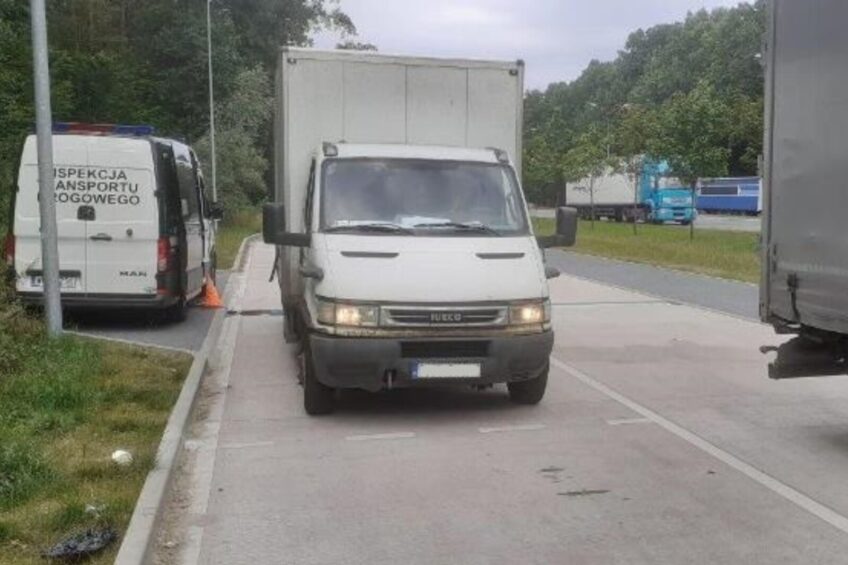 Lokalna dystrybucja spożywki – 75% wagi na tylnej osi busa