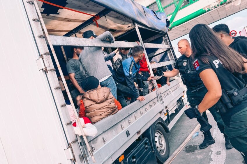 Czechy przywracają kontrole na granicy ze Słowacją