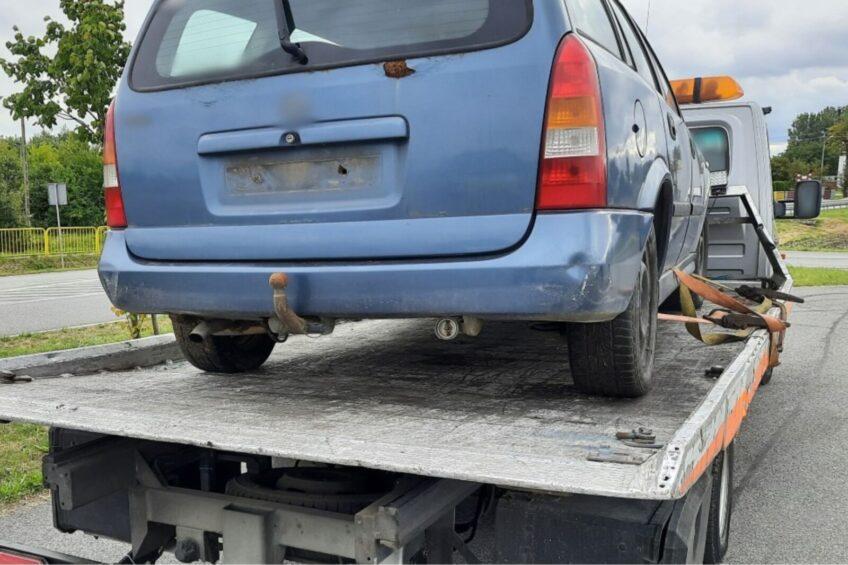 Sprinter z płytą hydrauliczną: waga się zgadzała. Reszta już nie