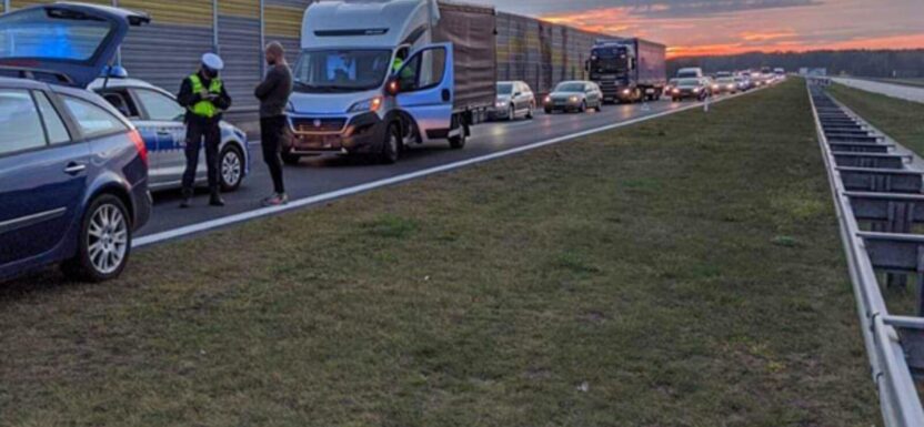Pijany w sztok kierowca busa zatrzymany na S8 pod Pabianicami