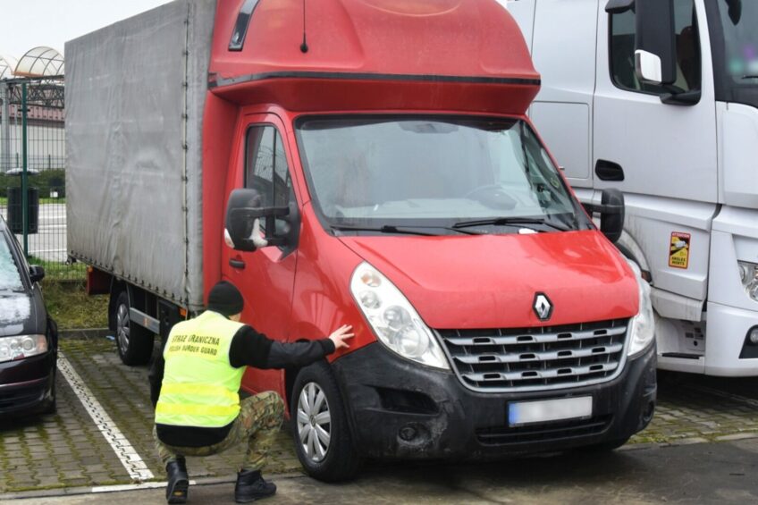 Międzynarodówka z przebitym numerem VIN zatrzymana na granicy