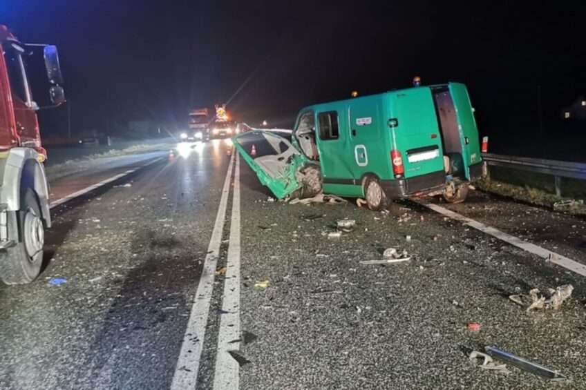 Na DK 94 kierująca Fiatem Pandą wjechała w Renault Master