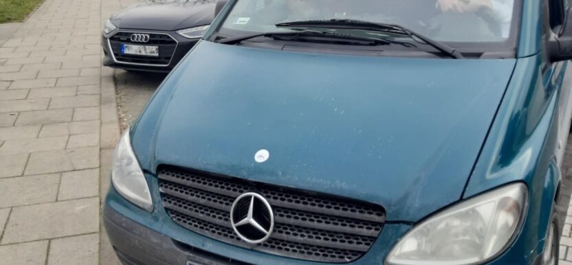 15 nielegalnych migrantów w polskim minibusie. Kierowcę aresztowano