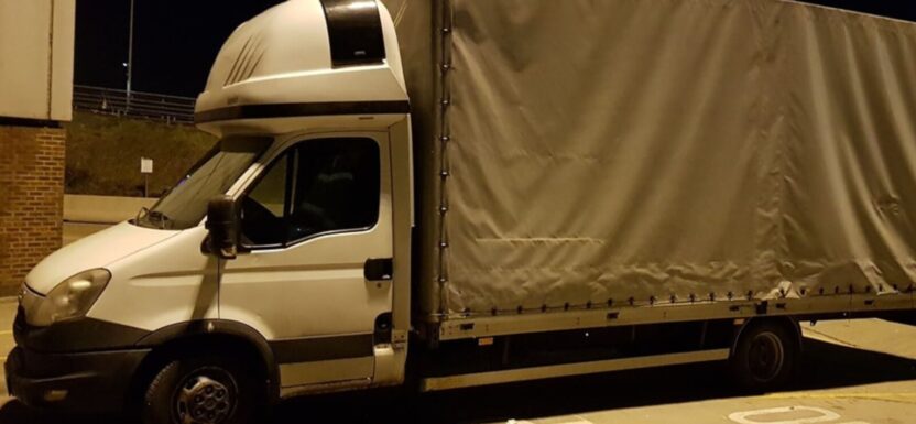 Ważące prawie 9 ton Iveco Daily zatrzymane w brytyjskim Dover
