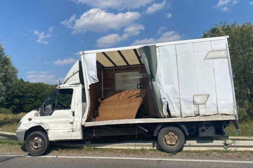 Bliskie spotkanie Transita z Boxerem – 2 osoby z obrażeniami