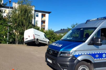 Furgon stoczył się na kobietę. Kierowca stanie przed sądem