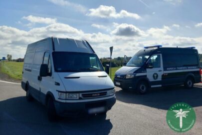 Daily jechało wężykiem po DK 9. Kierowca miał ponad 3 promile