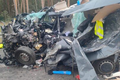 Karambol na S5 pod Kościanem. Kierowca busa zmarł w szpitalu