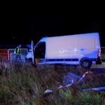 Kierowca Renault Master zjechał z drogi. Powodem zmęczenie