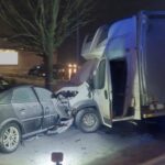 Busem wjechał w osobówkę. Ranna kobieta