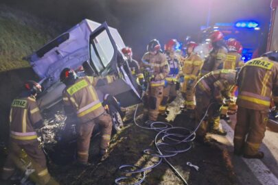 Groźne najechanie na A4. Kierowca Daily ciężko ranny