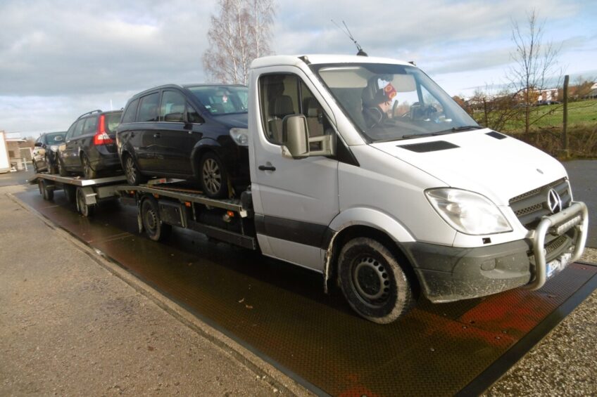 Problem z obrotnicą i prawie 1000 euro kary dla kierowcy Sprintera