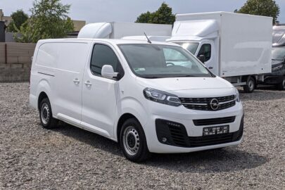 Porównanie: Opel Vivaro 2024 vs Peugeot Expert 2024 vs Fiat Scudo 2024