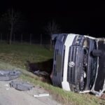 Kierowca położył zestaw unikając zderzenia z Crafterem