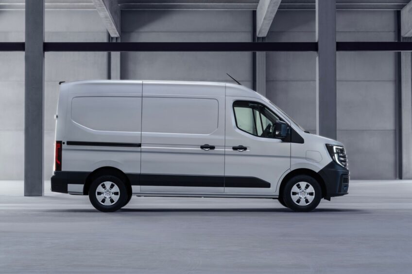 Nissan Interstar jednak z silnikiem Diesla. No i elektryk też będzie