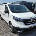 Porównanie Renault Trafic 2024 vs Mercedes Vito 2024