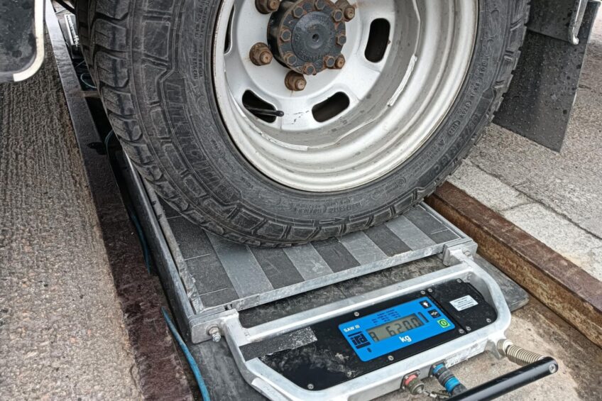 6200 kg tylko na tylnej osi. „Jeszcze coś, bo się spieszę…”