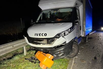 Kierowca busa zasnął za kierownicą. Stracił prawo jazdy